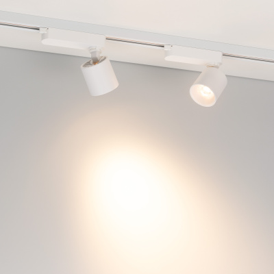 2002ffaf9d17bc300bade652843ba216